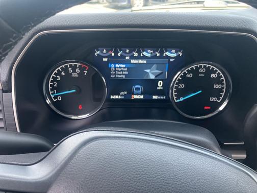 Oxford White 2023 Ford F-150 XLT