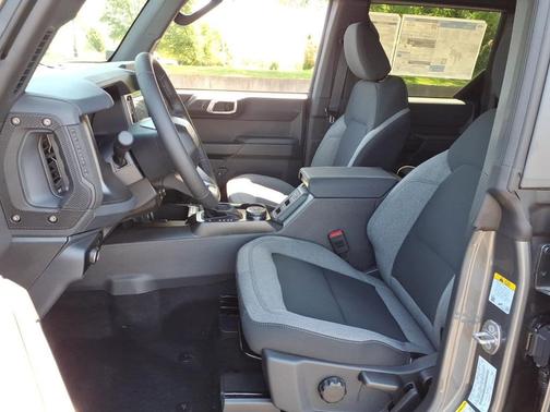 Carbonized Gray Metallic 2026 Ford Bronco Big Bend