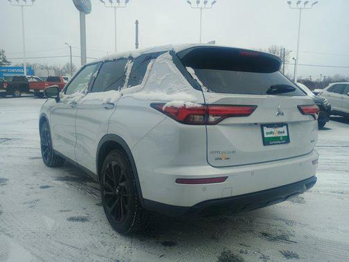 2023 Mitsubishi Outlander SE Black Edition S-AWC