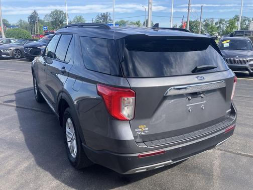 Carbonized Gray Metallic 2023 Ford Explorer XLT