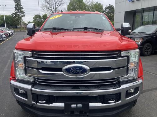 Race Red 2019 Ford F-450 Lariat