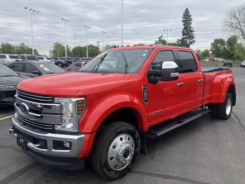 Race Red 2019 Ford F-450 Lariat