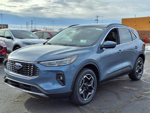 2026 Ford Escape Platinum