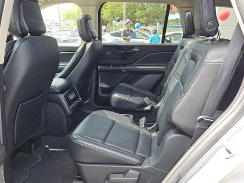 Silver Radiance Metallic 2020 Lincoln Aviator Grand Touring AWD