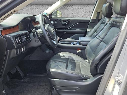 Silver Radiance Metallic 2020 Lincoln Aviator Grand Touring AWD