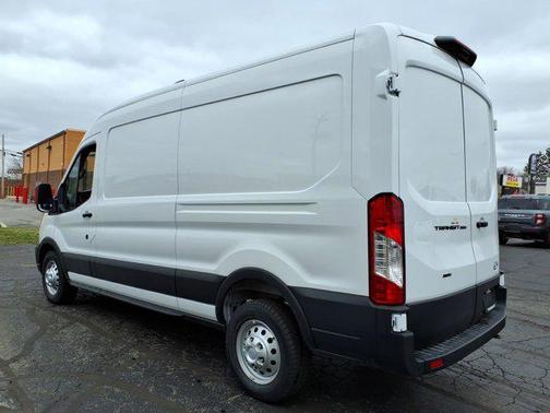 Oxford White 2026 Ford Transit-250 Base