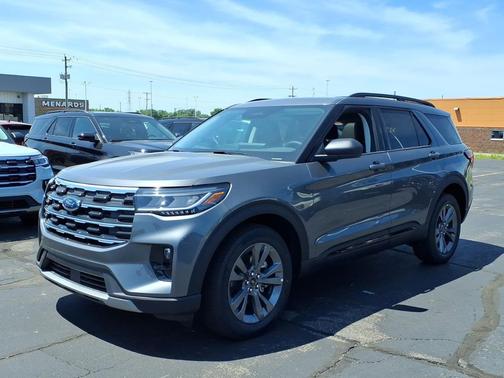 Carbonized Gray Metallic 2026 Ford Explorer Active