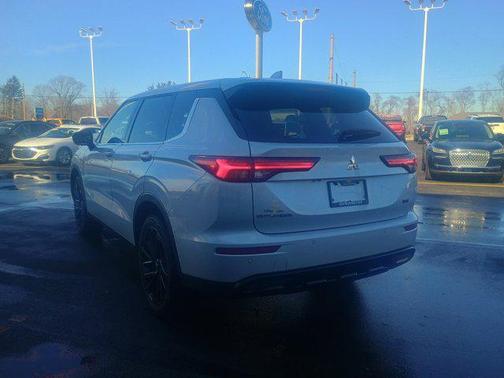 2024 Mitsubishi Outlander SE 2.5 S-AWC