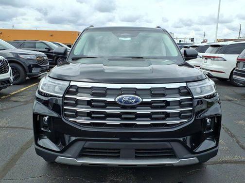 Agate Black Metallic 2026 Ford Explorer Active