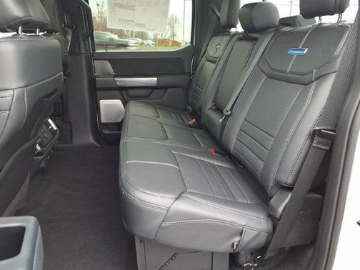 Star White Metallic Tri-Coat 2026 Ford F-150 Platinum
