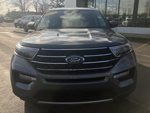 Carbonized Gray Metallic 2023 Ford Explorer XLT