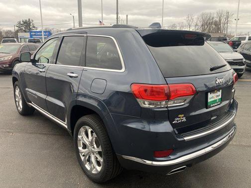 2019 Jeep Grand Cherokee Summit