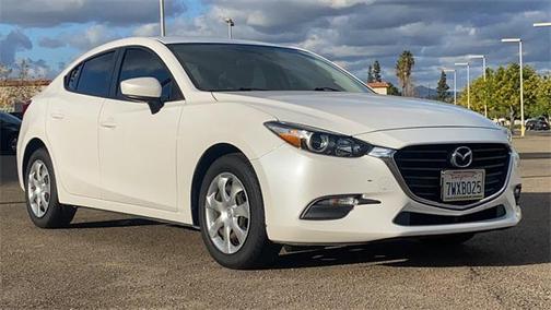Photo 2 of 28 of 2017 Mazda Mazda3 Sport