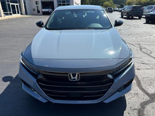 2022 Honda Accord 