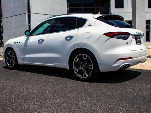 2021 Maserati Levante Base