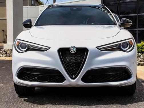 2022 Alfa Romeo Stelvio Ti