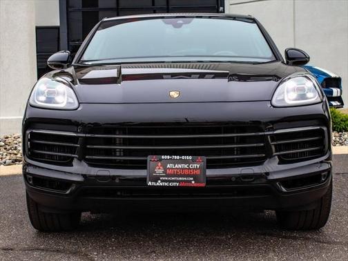2023 Porsche Cayenne Platinum Edition