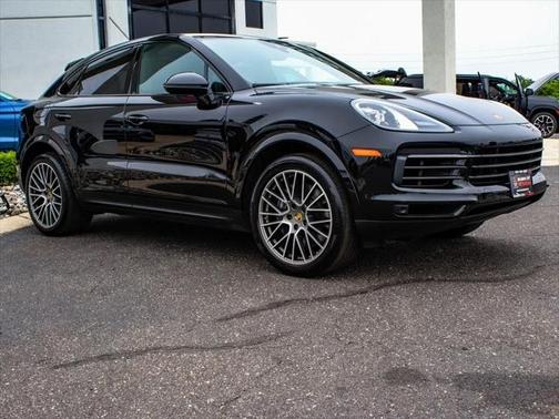 2023 Porsche Cayenne Platinum Edition