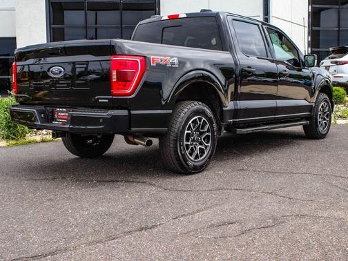 Agate Black Metallic 2022 Ford F-150 XLT