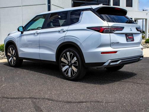 2025 Mitsubishi Outlander SE 2.5 S-AWC