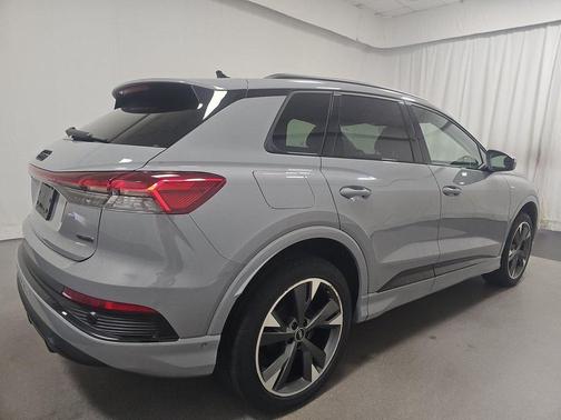 2024 Audi Q4 e-tron Premium Plus 50 quattro