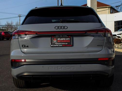 2024 Audi Q4 e-tron Premium Plus 50 quattro