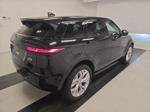 2022 Land Rover Range Rover Evoque R-Dynamic SE