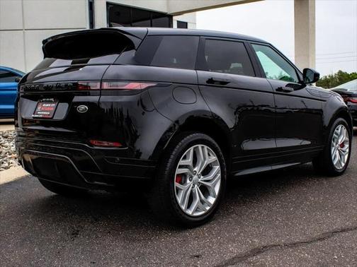 2022 Land Rover Range Rover Evoque R-Dynamic SE