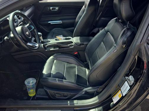 2020 Ford Mustang EcoBoost Premium