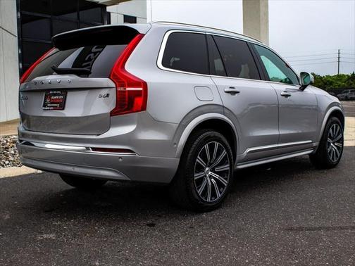 2024 Volvo XC90 B6 Plus Bright Theme 7-Seater