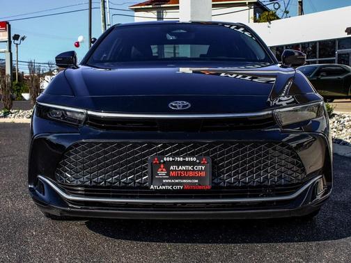 2024 Toyota Crown XLE