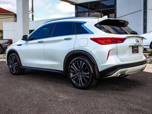 2021 INFINITI QX50 LUXE AWD