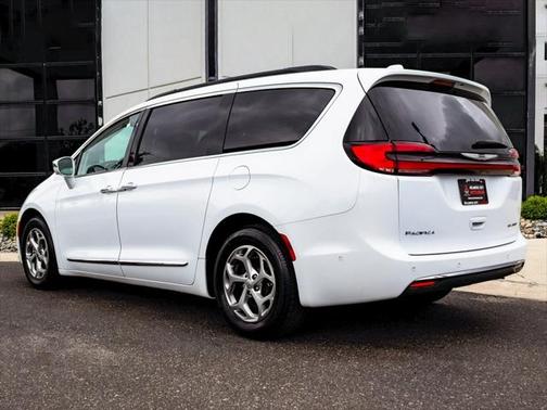 2022 Chrysler Pacifica Limited