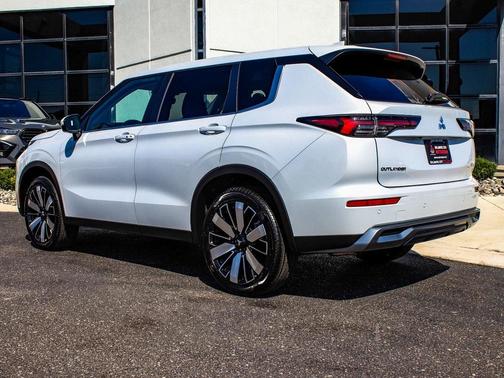 2025 Mitsubishi Outlander SE 2.5 S-AWC