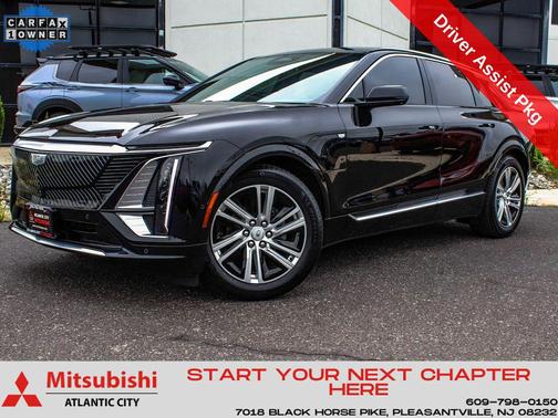 Stellar Black Metallic 2024 Cadillac LYRIQ Tech