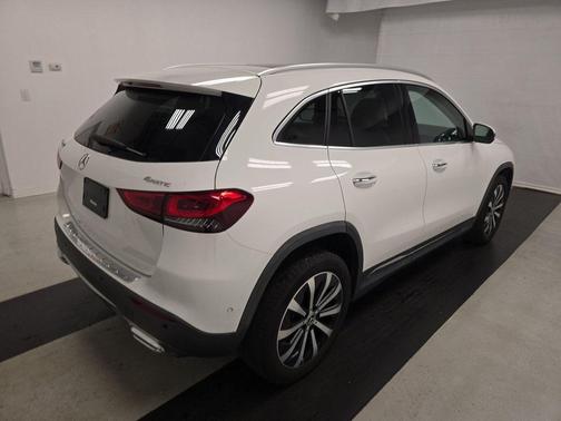 2021 Mercedes-Benz GLA 250 Base 4MATIC