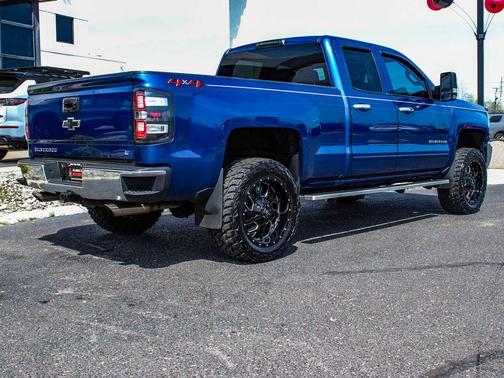 Deep Ocean Blue Metallic 2018 Chevrolet Silverado 1500 1LT
