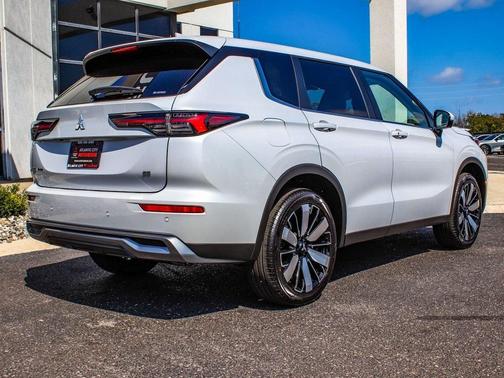 2025 Mitsubishi Outlander SE 2.5 S-AWC