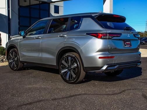 2025 Mitsubishi Outlander SE 2.5 S-AWC