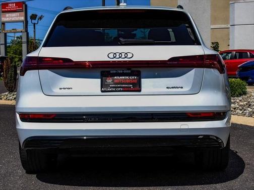 2021 Audi e-tron Premium