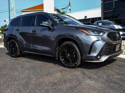 2023 Toyota Highlander XSE