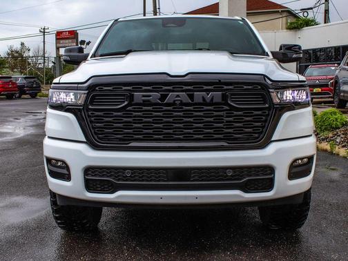 Bright White Clearcoat 2026 RAM 1500 Big Horn/Lone Star