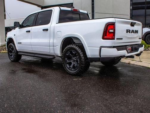 Bright White Clearcoat 2026 RAM 1500 Big Horn/Lone Star