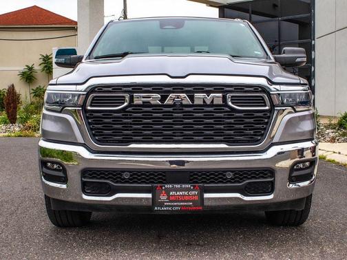 Billet Silver Metallic Clearcoat 2026 RAM 1500 Big Horn/Lone Star