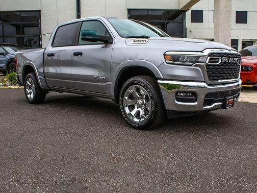 Billet Silver Metallic Clearcoat 2026 RAM 1500 Big Horn/Lone Star