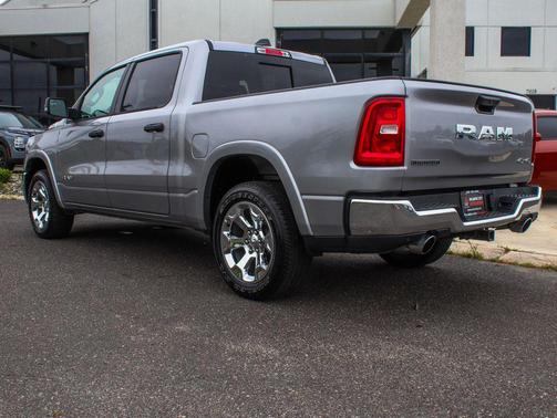 Billet Silver Metallic Clearcoat 2026 RAM 1500 Big Horn/Lone Star