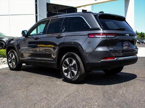 2023 Jeep Grand Cherokee 4xe Base