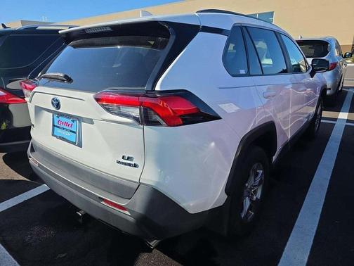 2024 Toyota RAV4 Hybrid LE