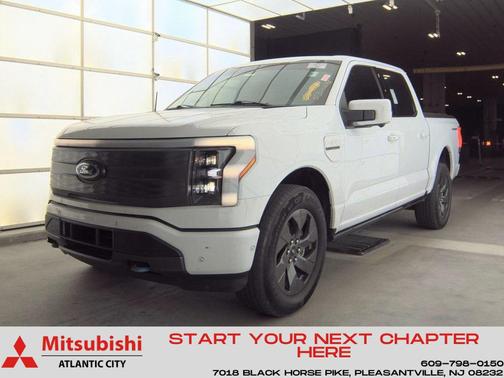 2023 Ford F-150 Lightning LARIAT