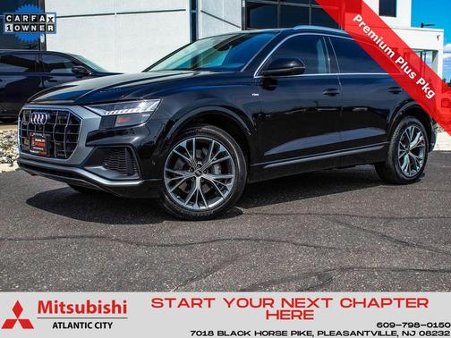Mythos Black Metallic 2023 Audi Q8 55 Premium Plus